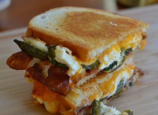 Jalapeño Popper Grilled Cheese